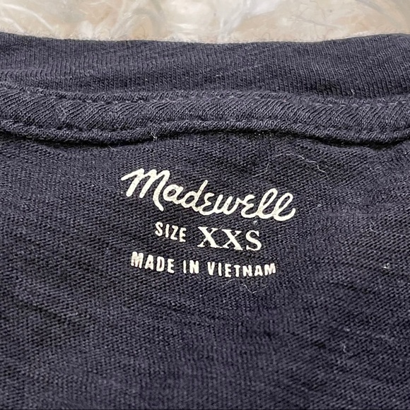 Madewell Black Whisper Cotton V-Neck Pocket Tee - Picture 4 of 8